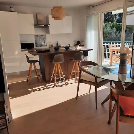 Confort Et Calme A Juan Les Pins Антиб